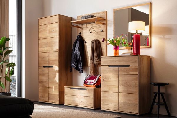 MCA living Spiegel Araya Spiegel,Flurspiegel,Wandspiegel,Garderobenspiegel,Breite 79 cm (1-St), Rahmen aus Massivholz, FSC-Mix, Made in Europe