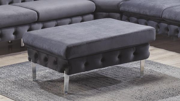 JVmoebel Polsterhocker Chesterfield-Hocker in Blau mit Wellenunterfederung und Edelstahlfüßen (1 St), Made in Europa