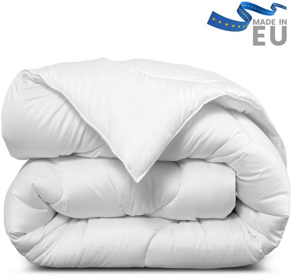 John Cotton Microfaserbettdecke Emilia, Bettdecke 135x200 cm, 155x220 cm, 200x220 & 240x220 cm, Füllung: Polyester, Bezug: Microfaser-Feinbatist, Bettdecken, Sommer, Winter, allergiker geeignet (Hausstauballergiker)