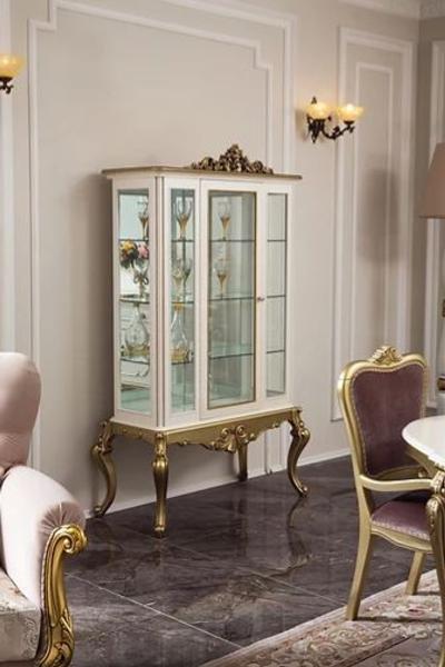 Casa Padrino Luxus Barock Vitrine Weiß / Gold 107 x 45 x H. 176 cm - Prunkvoller Vitrinenschrank mit Glastür und 3 Glasregalen - Barock Möbel