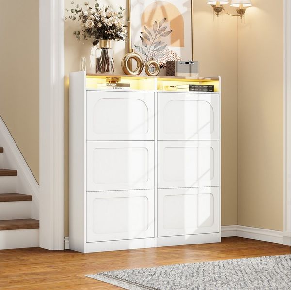 Flieks Schuhschrank mit LED-Beleuchtung, 6 Klappen und 2 offenen Staufächern (120x24x130 cm, 1-St, Arbeitsplatte in Holzoptik) Schuhregal Schuhkommode Schuhkipper mit verstellbarer Ablagen Weiß