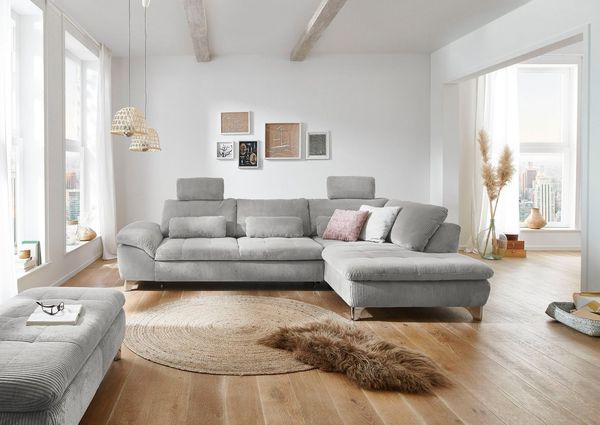 Die PlanBar Ecksofa MP-IN14007 L-Form, wahlweise mit Bettfunktion und verstellbaren Kopfstützen, in Cord