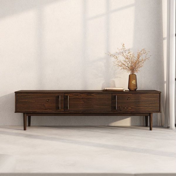 IDIMEX Lowboard TECCA, Niedriges Sideboard aus Massivholz 3 Türen Wohnzimmer Nussbaum Finish