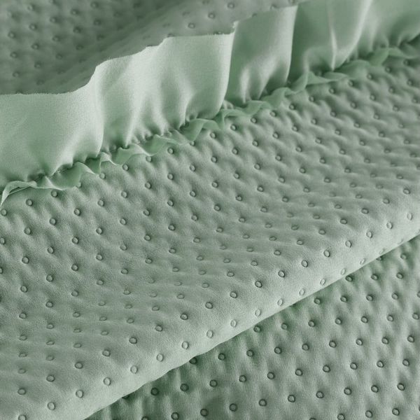 Design91 Tagesdecke BELLA RÜSCHE, Bettüberwurf mit Rüschen, elegante Tagesdecke, weiche Struktur