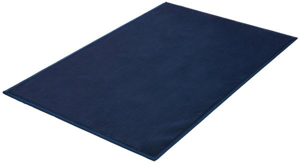 Kleine Wolke Badematte »Velvet«, Höhe 5 mm, rutschhemmend beschichtet, fußbodenheizungsgeeignet, Polyester, rechteckig, Badteppich, Uni Farben, Samt-Optik, leichter Schimmer