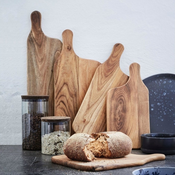 aida RAW Schneidebrett RAW Teak, Teakholz, organisch, jedes Stück ein Unikat Bild 2