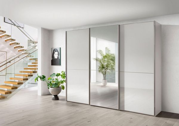 WIEMANN Schwebetürenschrank Phoenix, Made in Germany, modernes Design, Highlight, Blickfang (Viele Farbkombinationen, in 4 Breiten und in 2 Höhen erhältlich) maximaler Staurraum, inkl. Einlegeböden, Wäscheböden u. Dämpfer