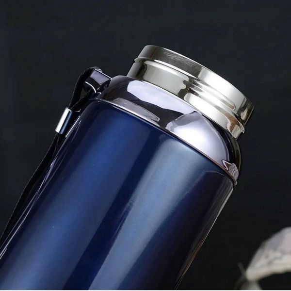 Botells Thermoflasche Isolierflasche Edelstahl 0,8 l, stundenlang heiße & kalte Getränke, Dauersieb f. Tee, metallic Design, auslaufsicher, doppelwandig, 800 ml
