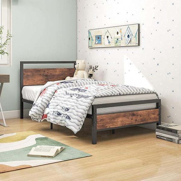 MODFU Metallbett mit Lattenrost, Stahlrahmen in Schwarz matt und MDF in Walnussoptik, 90x200 cm