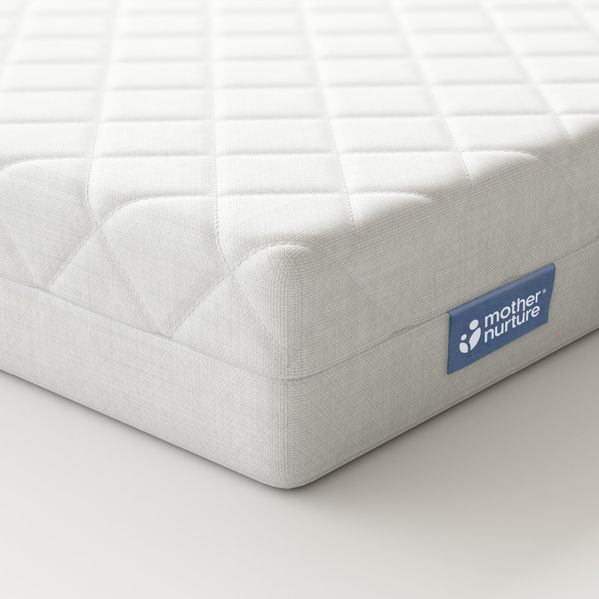 Mother Nurture Deluxe Schaumstoff-Reisebett-Matratze (119x59 cm)