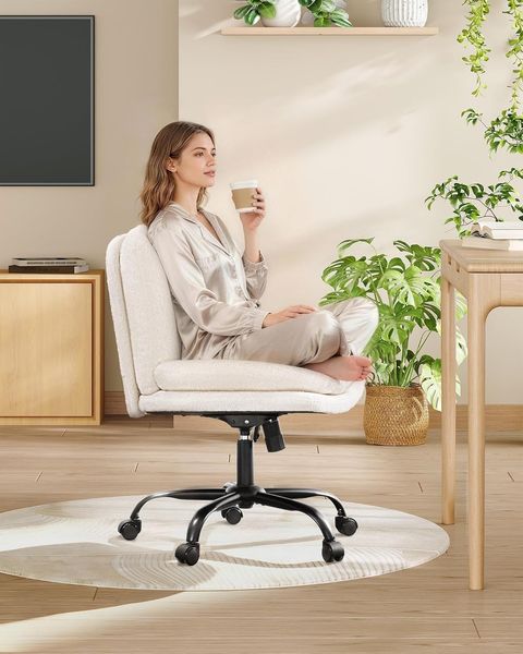 Schminktisch Stuhl, Drehstuhl mit Wippfunktion und Breitem Sitzkissen, Schneidersitz Stuhl aus Belüftetem Sherpa Stoff, Geeignet für Schlafzimmer, Büro und Wohnzimmer, Beige-Weiß