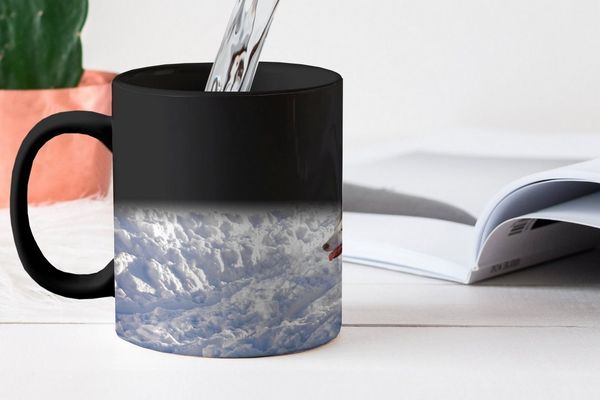 MuchoWow Tasse Huskys für Hundeschlitten, 1-tlg, Keramik, Farbwechsel, Kaffee Tassen, Teetasse, Zaubertasse, Geschenk