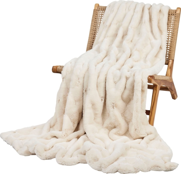 Webpelzdecke Felldecke Kuscheldecke Plaid 150x200 Rhombus creme 40082 Bild 3