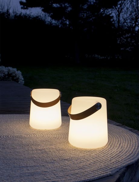 House Nordic Lampe mit Riemen, wiederaufladbar