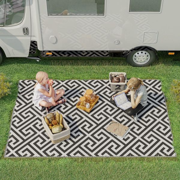 Outsunny Outdoor-Teppich, Kunststoffteppich mit Doppelseitigem Design, Wasserabweisender Balkonteppich, für Terrasse, Camping, Schwarz+Weiß, 152x243 cm