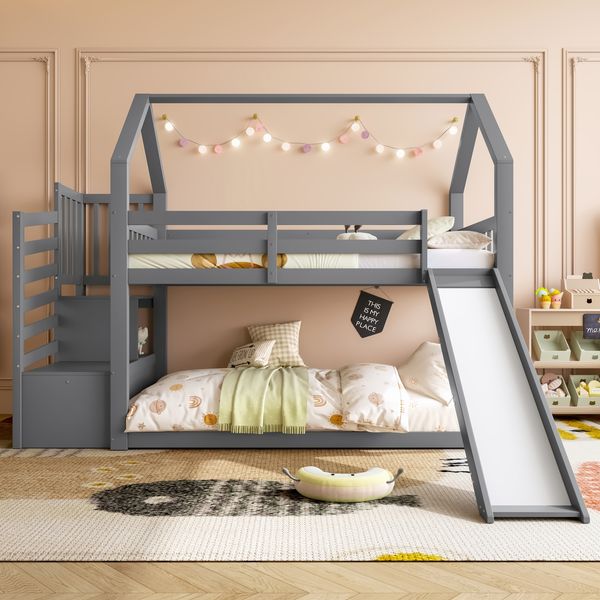 Etagenbett 90x200 cm im Hütten‑Design aus Kiefernholz/MDF mit Rutsche und Stauraumtreppe, erhöhtes Geländer,Grau