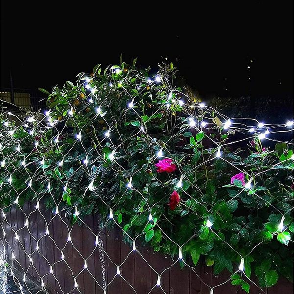 Merry 2024 LED-Lichternetz LED Lichterkette Dekolicht,Weihnachtsbeleuchtung,LED Vorhang Licht, 8 Modi,1.5x1.5M/2x2M/2x3M/4x6M,für Halloween,Party,Fensterdeko