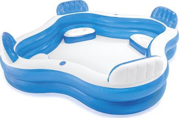 Intex-Gartenpool mit Sitzgelegenheit