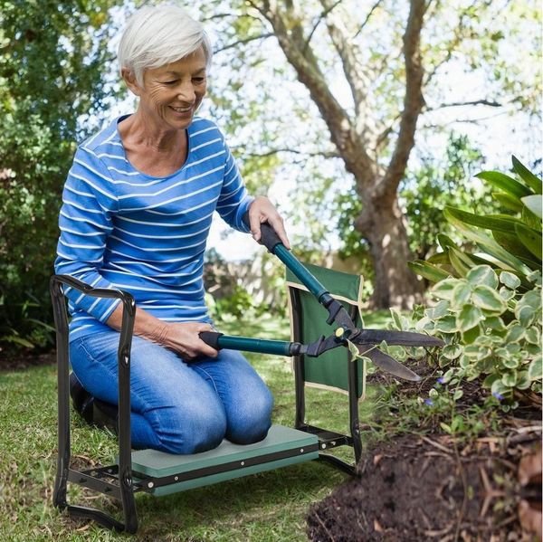 Outsunny Arbeitshocker 2-in-1 Kniehilfe, Klappbar, Werkzeugtasche, EVA-Schaumstoff (Gartenhocker, 1 St, Kniebank), für Garten, Balkon, Grün