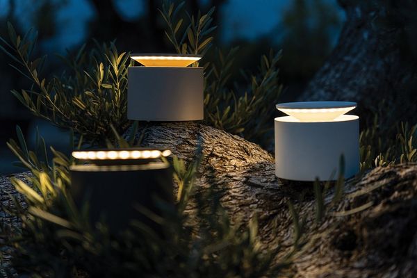 Zafferano, Push-Up Lampe, Kabellose, Wiederaufladbare Tischlampe mit Touch Control, Auch für den Außenbereich Geeignet, Dimmer, 2200-3000 K, Höhe 80-100 cm, Farbe Weiß
