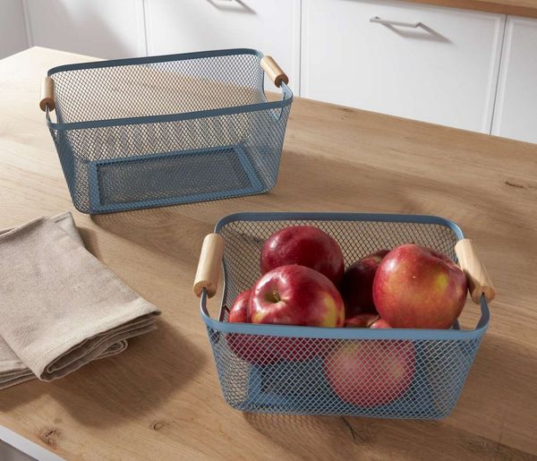 Dekoleidenschaft Aufbewahrungskorb "Blue" Metall in blau, Drahtkorb, Bambusgriffe, Ordnungsbox, Obstkorb (2 St, im Set), Regalkorb, Treppenkorb, Aufbewahrungskiste, Gemüsekorb