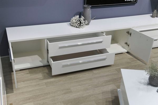Places of Style TV-Board Piano, UV lackiert, mit Soft-Close-Funktion