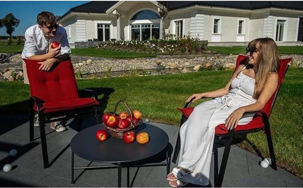sunnypillow 4-Fußstuhl Stapelstühle schwarz – Hochlehner Gartenstühle mit Armlehnen, 4 Stk.