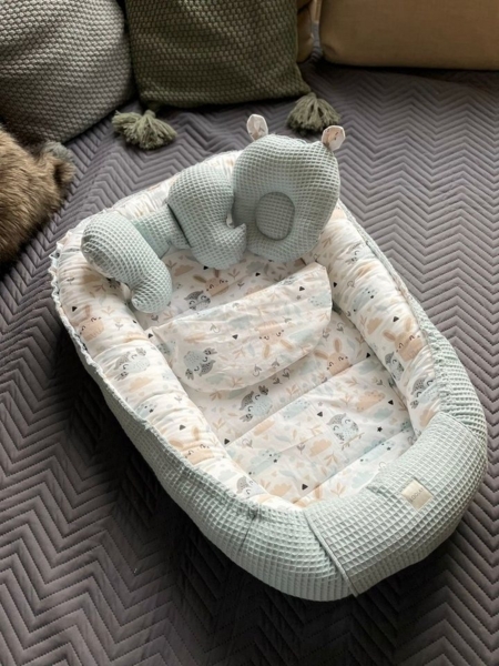 Loolay Bettnestchen Minze WAFFELPIQUE/ HASE Beige Weiß Babynest Babyausstattung, (Reisebett Nestchen SOLO/ o. in PREMIUM Geschenk SETS für Neugeborene, 4-tlg, 4 Jahreszeiten ATMUNGSAKTIVER WAFFELSTOFF Bestseller GESCHENK), LOOLAY® - 100% Europäische St... Bild 2