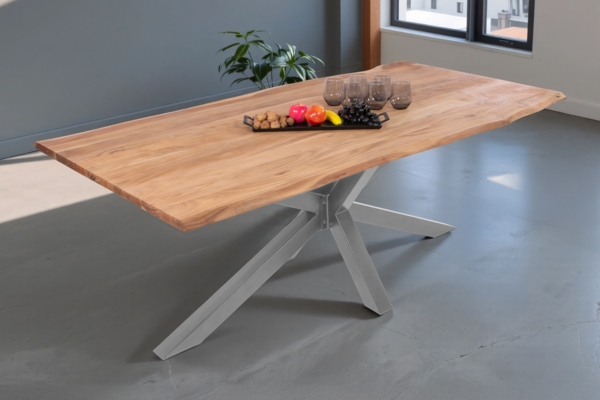 Esstisch Baumkante massiv Akazie eichefarben 300 x 100 cm Spider-Gestell silber DEREK 141799358 Bild 2