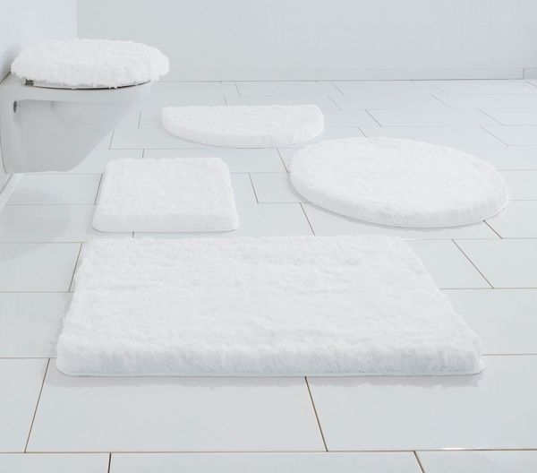 Guido Maria Kretschmer Home&Living Badematte Micro exclusiv, Badvorleger, Badezimmer Teppich, Höhe 55 mm, rutschhemmend beschichtet, fußbodenheizungsgeeignet, schnell trocknend, strapazierfähig, Polyester, rechteckig, 3-tlg. Hänge-WC Set, Badteppich, B...