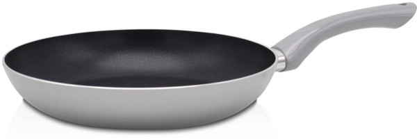Bratpfanne „London“ 32 cm – Aluminium mit hochwertiger Antihaft-Versiegelung, ergonomischem Griff, innen schwarz außen silber, für alle Herdarten inkl. Induktion