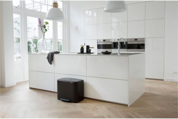 Brabantia Bo Treteimer schwarz 11+ 23 L