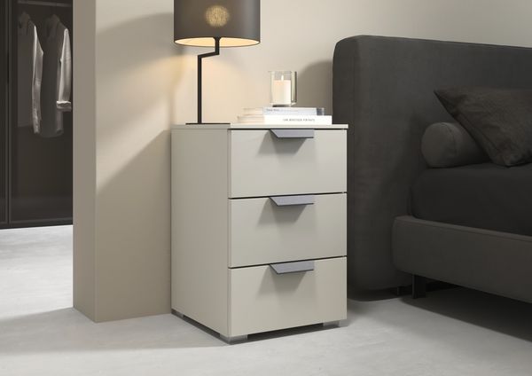rauch Aditio Box, Nachttisch, 3 Schubladen, mit Glasfront, mit Softclose-Funktion, Farbe Beige, BxHxT 40x61x42cm