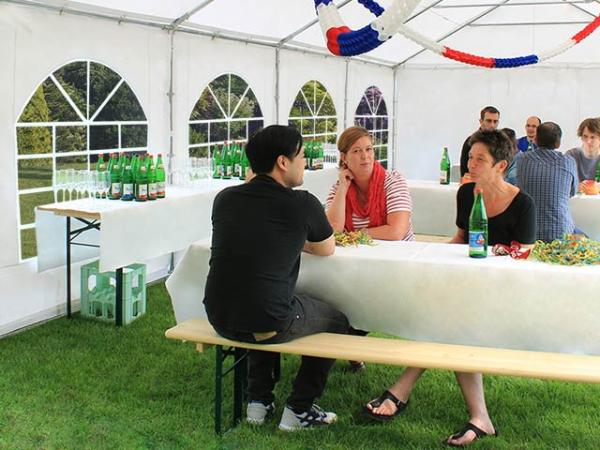 Festzelt Partyzelt 3x6 m PREMIUM, hochwertige PVC Plane 750 N in grün-weiß 100% wasserdicht mit Bodenrahmen Bild 5