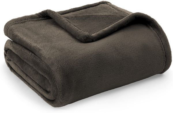 BEDSURE Kuscheldecke Flauschig Decke Fleecedecke - Wohndecke Warm Winter Weich, Sofadecke XL, Decke Couch Blanket, Wohn- & Kuscheldecken 150x200 cm, Sofa überwurfdecke Braun