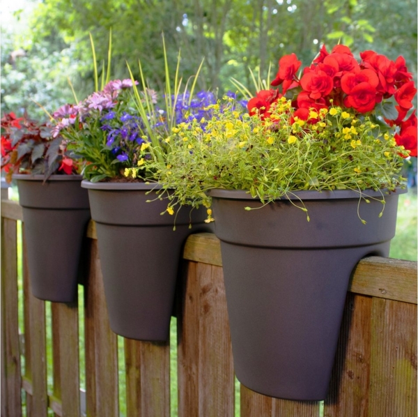 NYVI Blumenkasten Blumenkasten mit Halterung Flowerclip für Geländer 3er Set (3 St), Pflanzkasten für Balkongeländer - Recycelter Kunststoff - Wetterfest