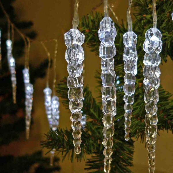 LED-Eiszapfen, außen 40er Abst. 15cm, Zul. 5m, IP44