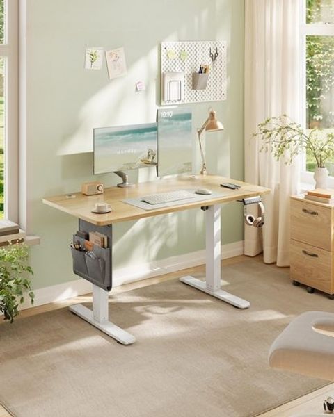 SONGMICS Höhenverstellbarer Schreibtisch, 120 x 60 cm, Memory-Funktion mit 4 Höhen, USB-C-Anschluss, Organizer, für Büro, goldeichenfarben