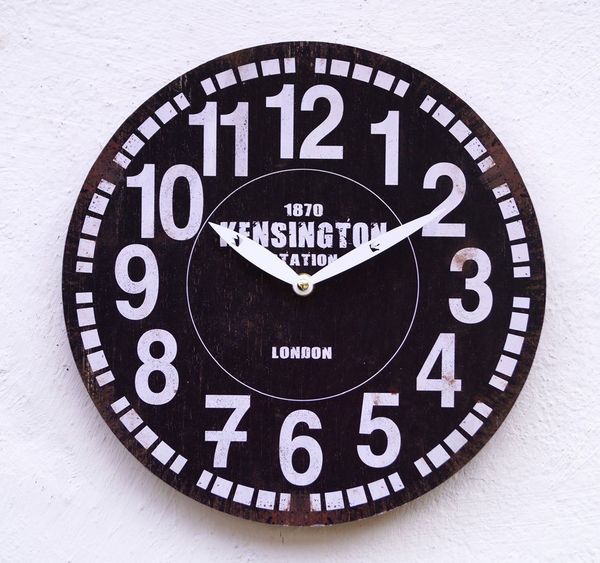 LB H&F Lilienburg Wanduhr Uhr Wand Küche Vintage Wanduhr große Ziffern analog Wanddeko