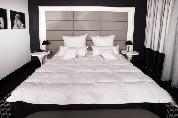 Mayaadi-Home HS46 Bettdecke Baumwolle 70% Daunen 30% Federn Weiß 200x220 cm 1400 Gramm Bild 3