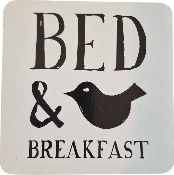 Praktisches 4er Set Retro Untersetzer "Bed & Breakfast", Bierdeckel aus Kork