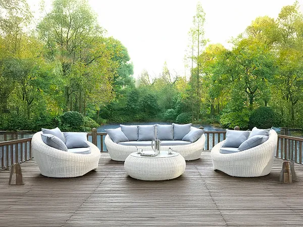 Vente-unique - WHITEHEAVEN Gartensitzgruppe HarzGlas Weiß - B 101 cm x H 66,5 cm x L 201 cm