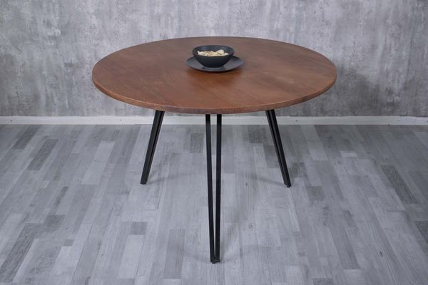 SAM® Esstisch Nami, Tischplatte rund, natur- oder nussbaumfarben, schwarzes Metallgestell