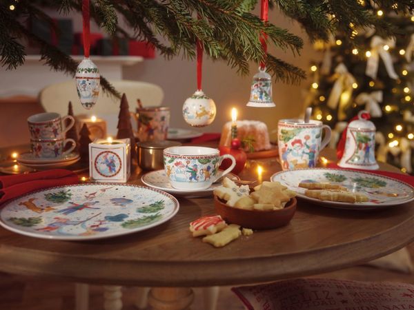 Hutschenreuther Espressotasse Sammelkollektion 2025 Weihnachtsspiele Espressotasse 2tlg, Porzellan