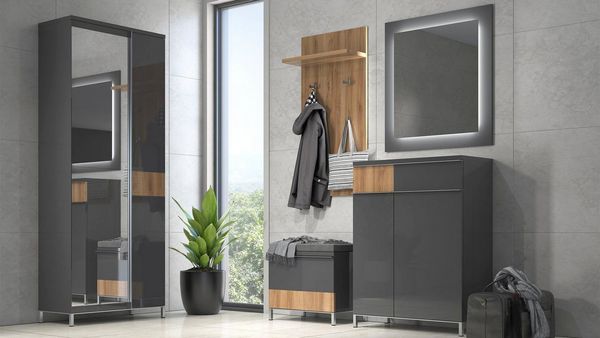 Places of Style Garderobenschrank Onyx (H/B/T):191/76/35,2cm) UV lackiert, mit Soft-Close-Funktion