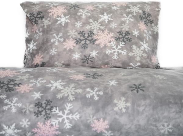 Fleece Bettwäsche aus 100% Polyester Bezug mit Schneeflockenmotiv in Grau 155x220 cn