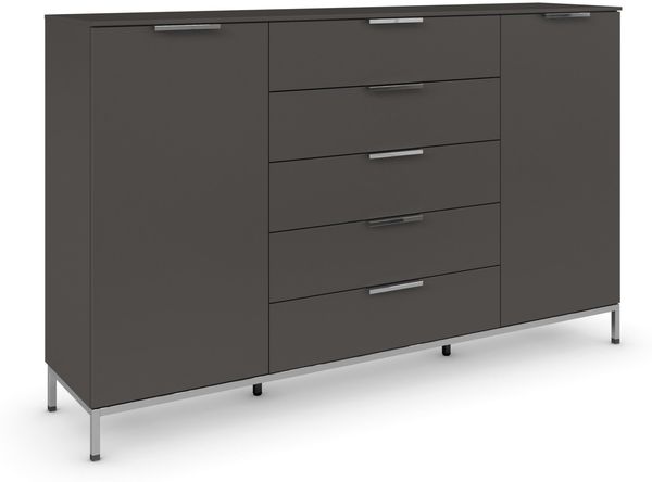 Rauch Möbel Flipp, Nachttisch für Schlafzimmer, Flur, Garderobe, 2-türig, 5 Schubladen, mit Softclose-Funktion, Griffe und Metallkufe Chrom, Farbe Graphit, Schwarz, Breite 180 cm