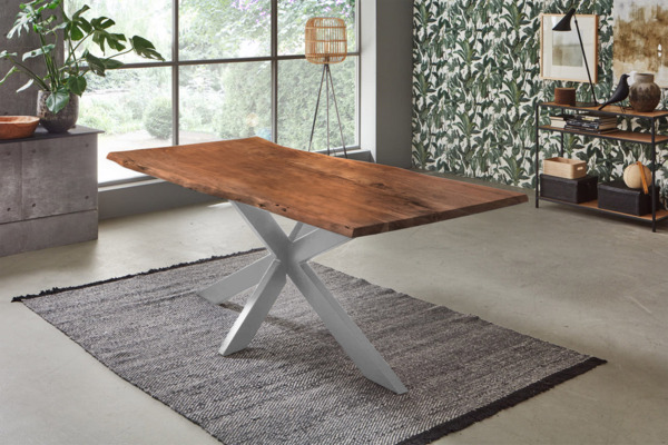 Esstisch Baumkante Akazie Nussbaum 240x100 cm silber TABEA 528737 Bild 2