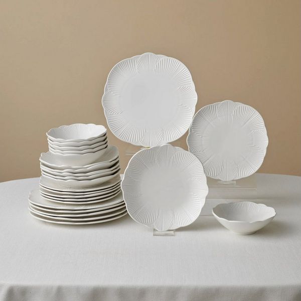 Karaca Geschirr-Set Bloom 24-teiliges Bone China Tafelservice für 6 Personen, Weiß