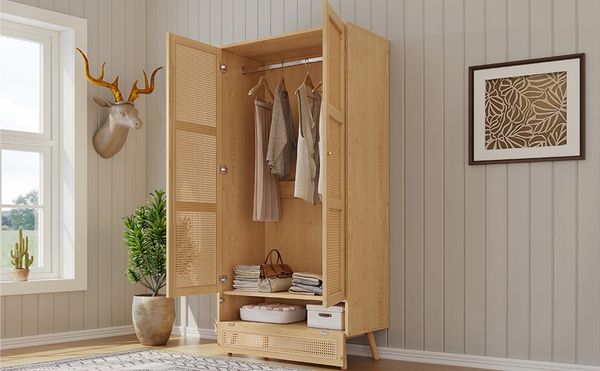 MODFU Kleiderschrank mit Stange, 2-türiger Schrank mit Flip-Top Deckel, Rattannetz Design (für Schlafzimmer und Wohnzimmer, Spanplatte + PE-Rattan)